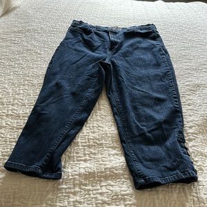 NYDJ capris size 16